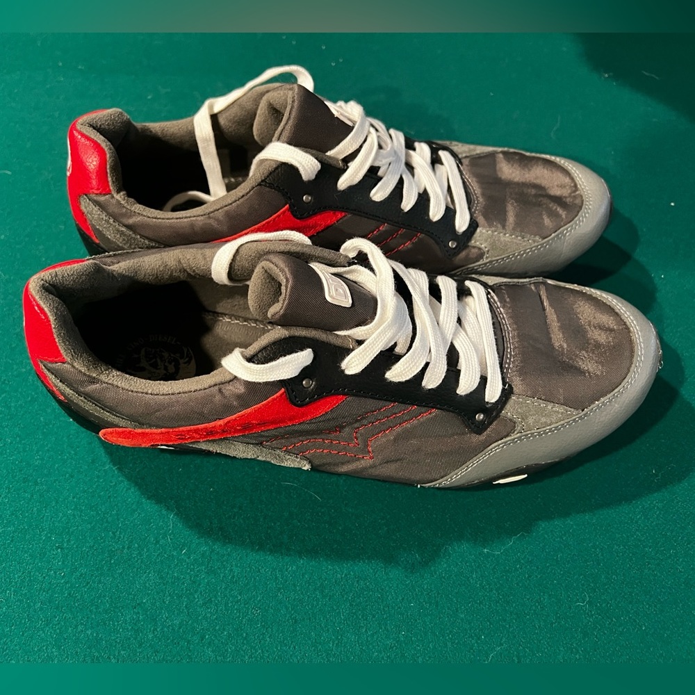 Diesel Eagle Loop Shoes size 12